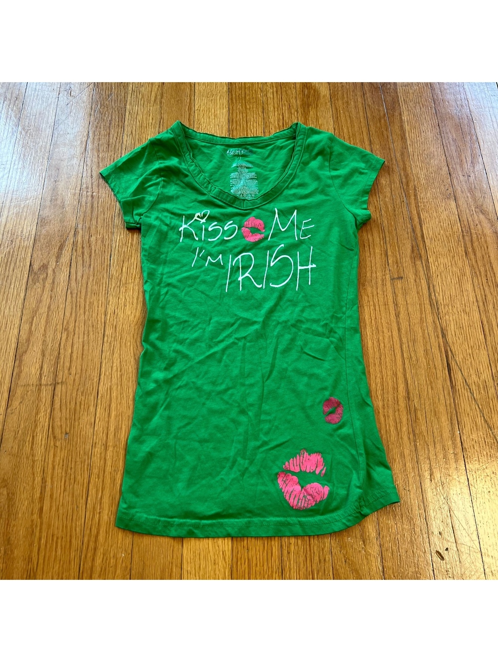 Vintage Y2K kiss me in Irish baby tee